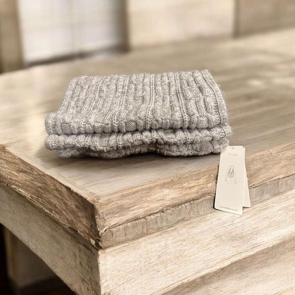 Cozy Gray Knit infinity Scarf